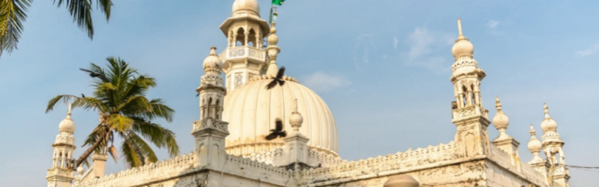 Haji Ali Dargah: A Spiritual Journey in the Arabian Sea