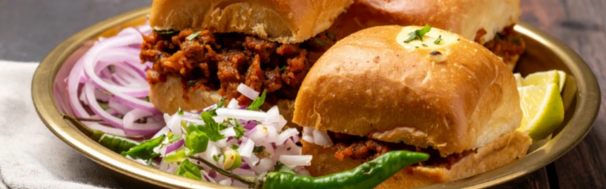 Pav Bhaji Stalls of Mumbai: A Flavorful Legacy